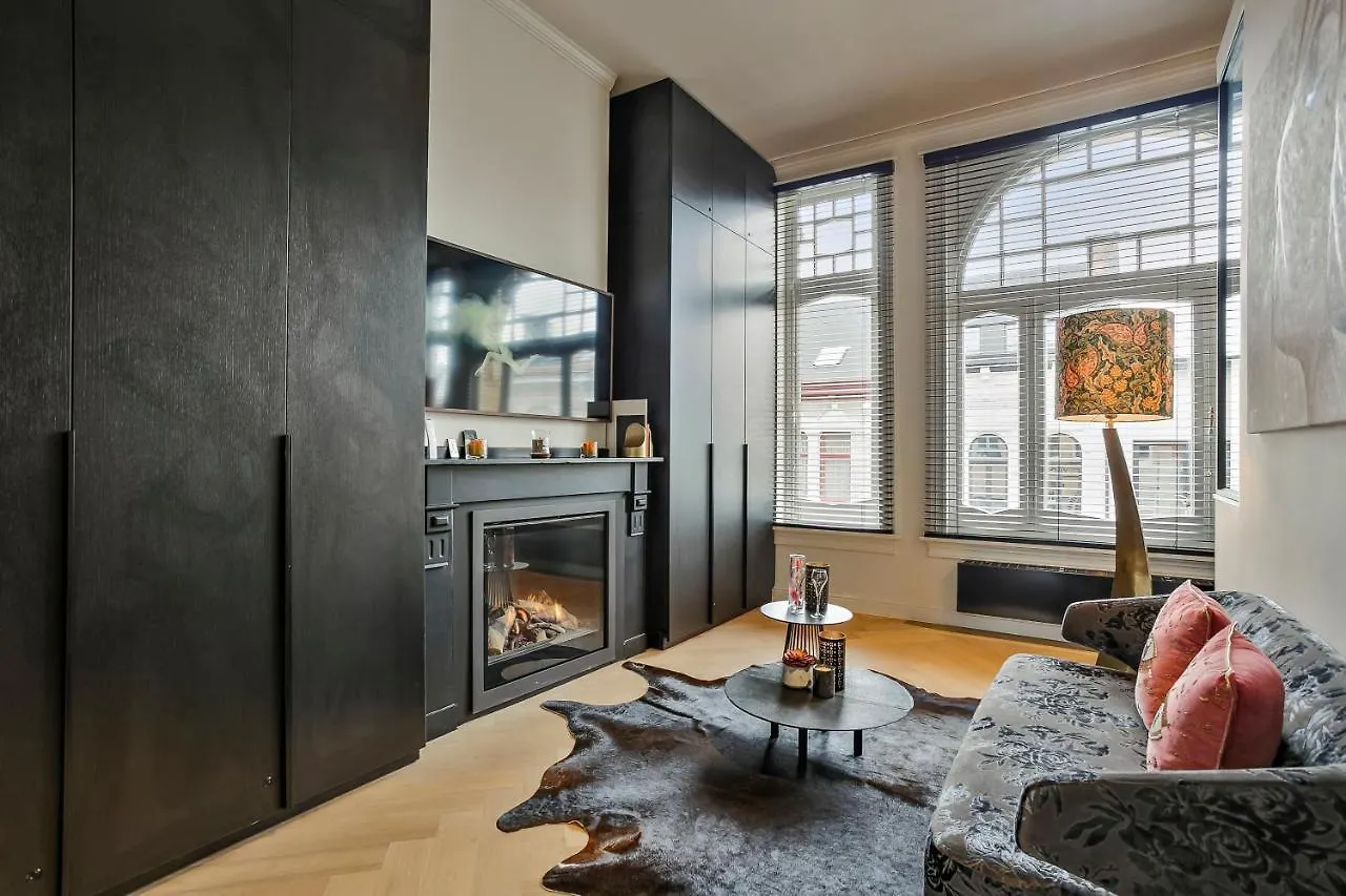 ****  Lit D'Art Exclusive Boutique Hotel Antwerpen Belgien