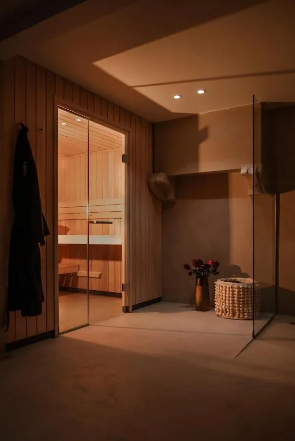 ****  Lit D'Art Exclusive Boutique Hotel Antwerp Belgium